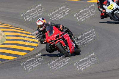 media/Oct-09-2022-SoCal Trackdays (Sun) [[95640aeeb6]]/Turns 9 and 10 (1050am)/